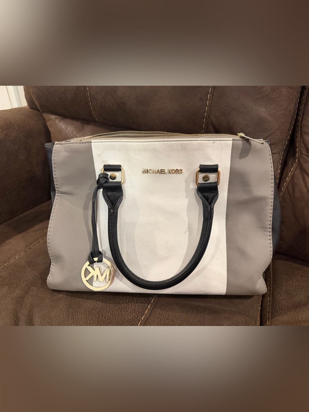 Michael Kors Two-Tone Satchel in Black, White & Gray🖤🤍